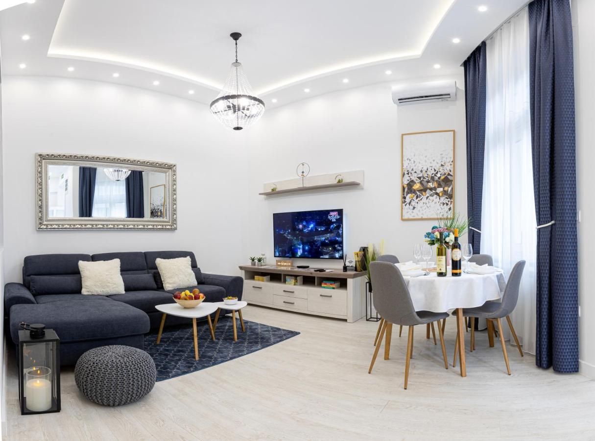 Theatre Square Apartments ノヴィ・サド エクステリア 写真