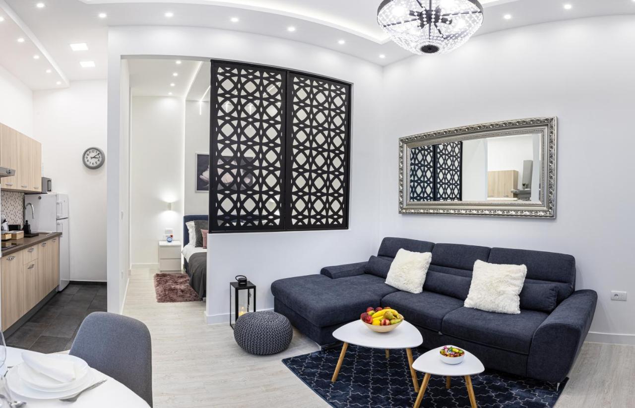 Theatre Square Apartments ノヴィ・サド エクステリア 写真