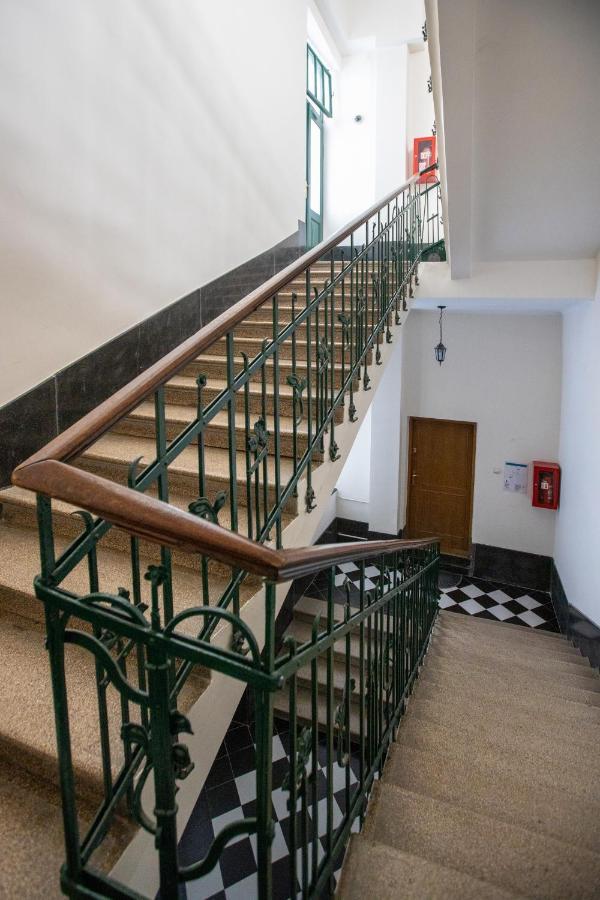 Theatre Square Apartments ノヴィ・サド エクステリア 写真